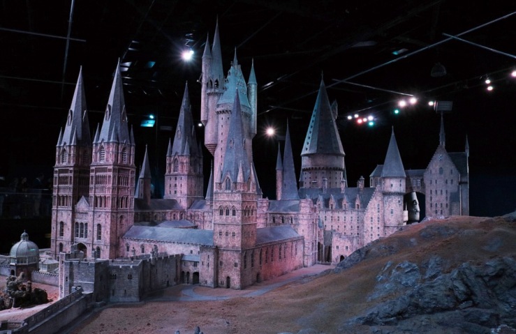 Hogwarts Castle Outer Filming Set 